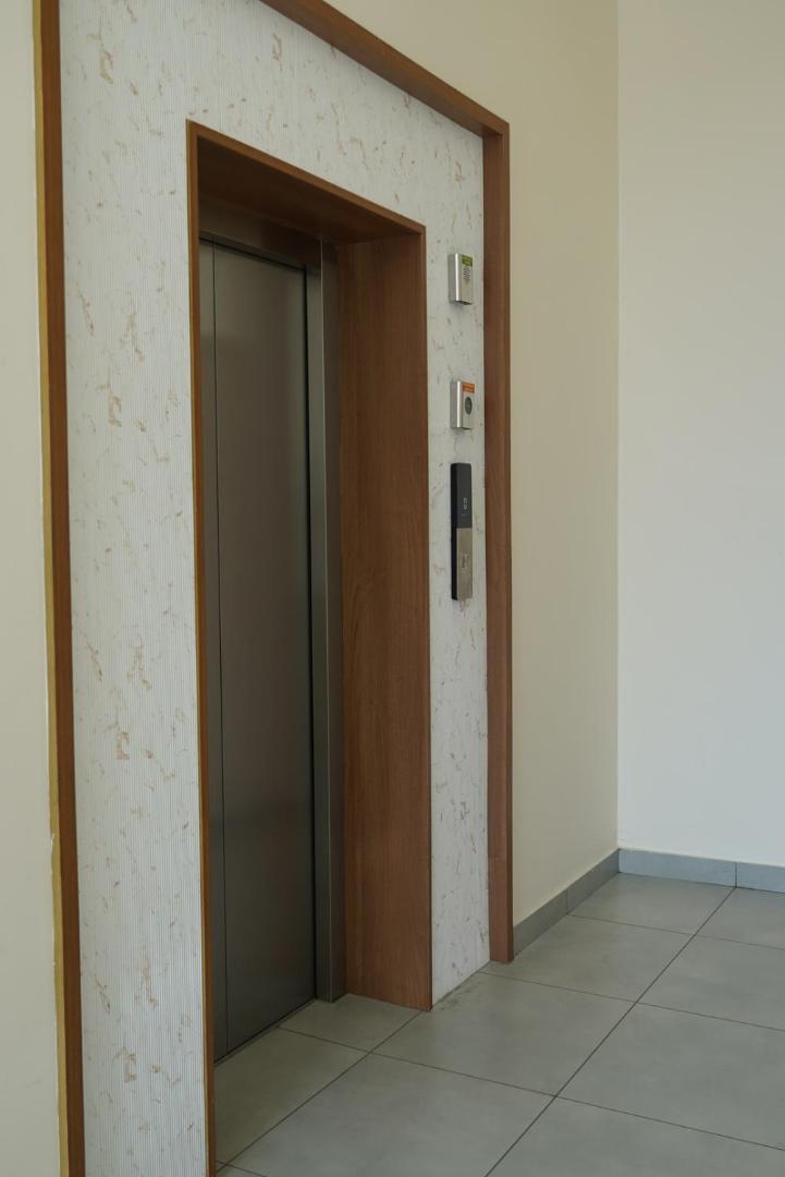Dn Hotel Kochi Екстер'єр фото