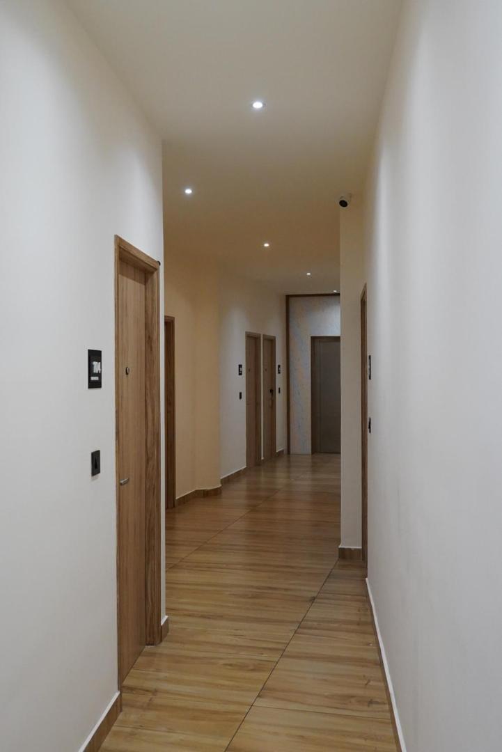 Dn Hotel Kochi Екстер'єр фото